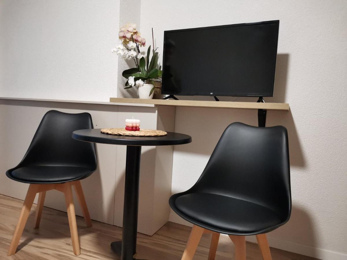 אוהריד Snegar Apartments מראה חיצוני תמונה