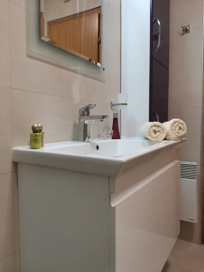 אוהריד Snegar Apartments מראה חיצוני תמונה