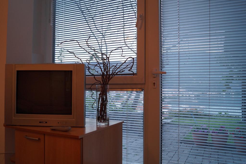 אוהריד Snegar Apartments מראה חיצוני תמונה