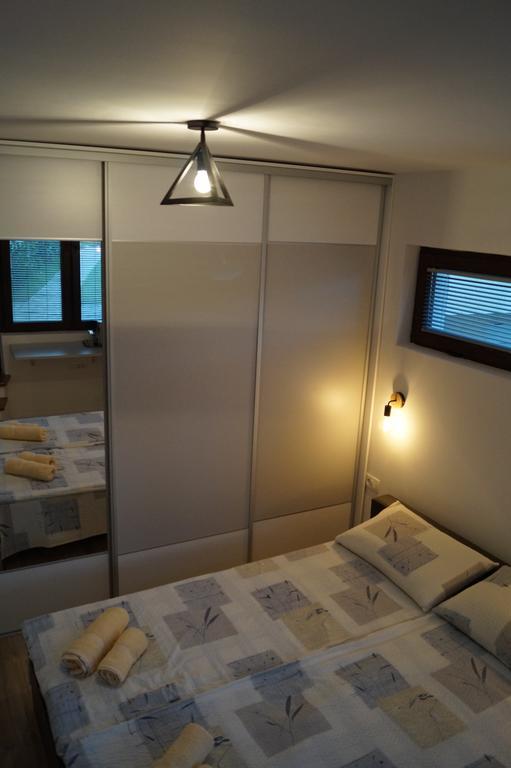 אוהריד Snegar Apartments מראה חיצוני תמונה